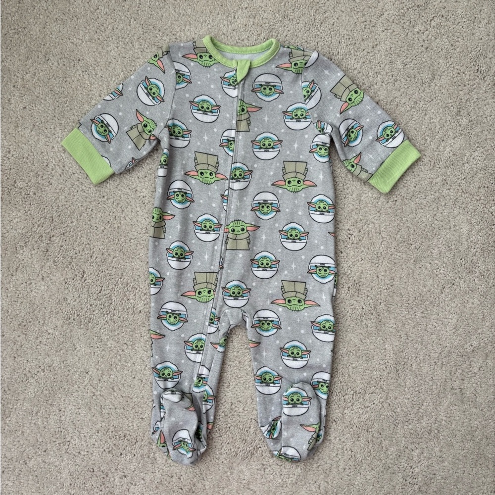 Disney Star Wars Baby Yoda Gray and Green Footie